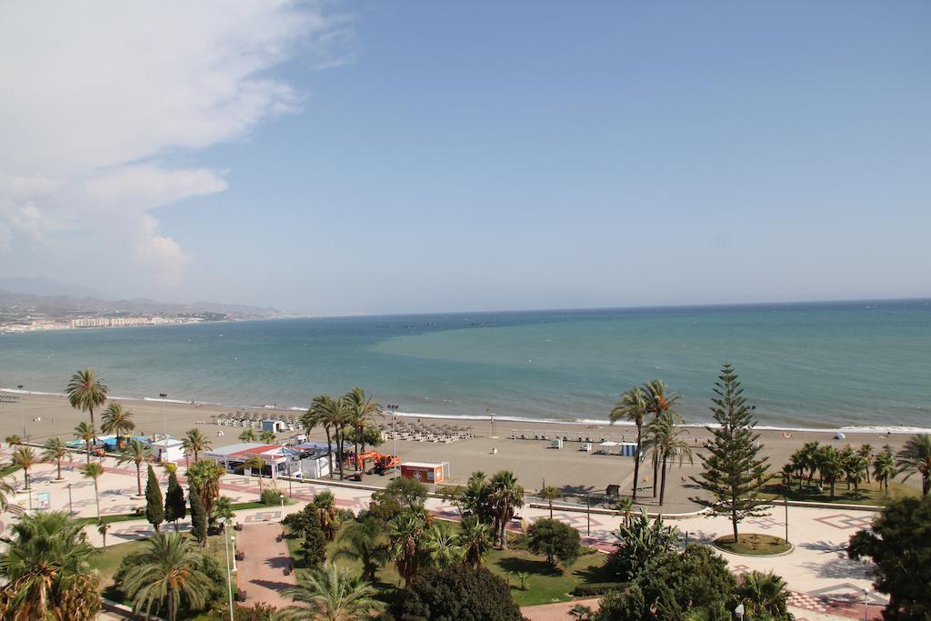 Apartamentos Guerrero Torre Del Mar Exterior photo
